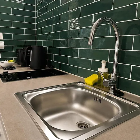 Latin Quarter Classic 1br With Netflix Apartment Paris