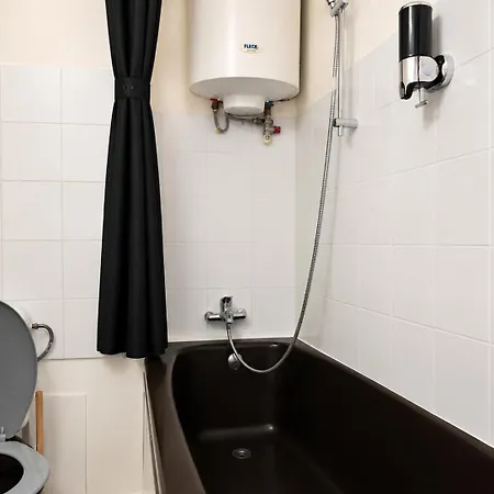 Latin Quarter Classic 1br With Netflix Apartment Paris